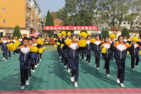 陕飞二小七彩阳光团体操展演活动圆满举行